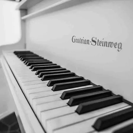 Landsitz Lippoldsberg * Gewissenruh